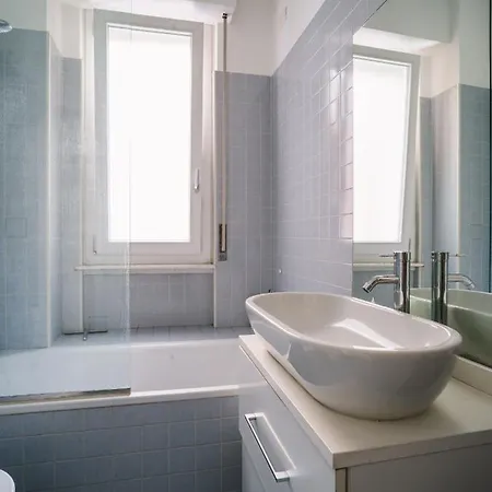 Spacious New Apt - Centrale