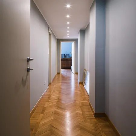Spacious New Apt - Centrale
